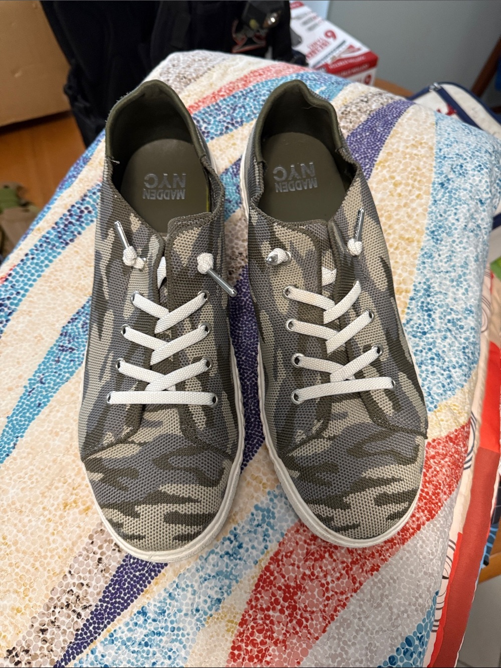Madewell-inspired Women’s Camouflage Knit Slip-On Sneakers in Grey